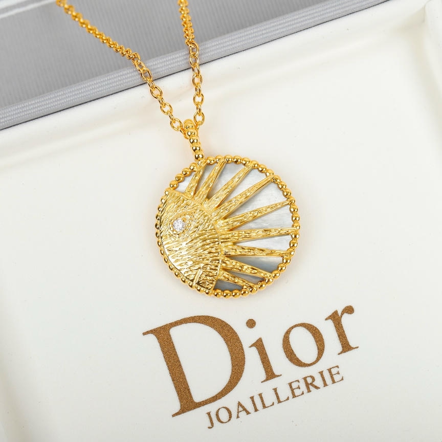 Dior Sweater Chain